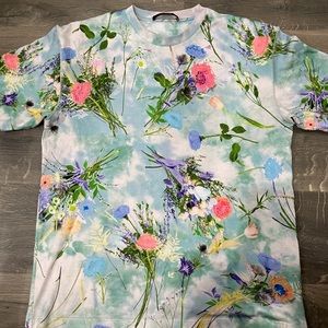 LOUIS VUITTON, NEVER WORN MEN’S SHIRT SIZE L